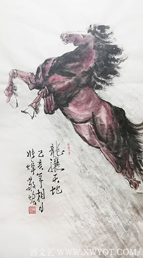 张焯作品 《龙骧天地》规格：138cmX69cm